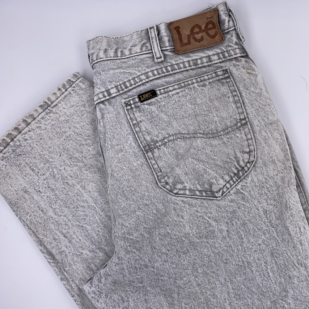 Lee vintage light wash gray Jean size W36 L30